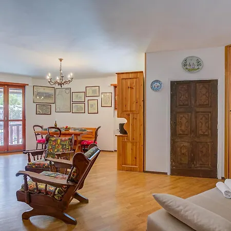 Apartamento Il Rododendro Center - Happy *