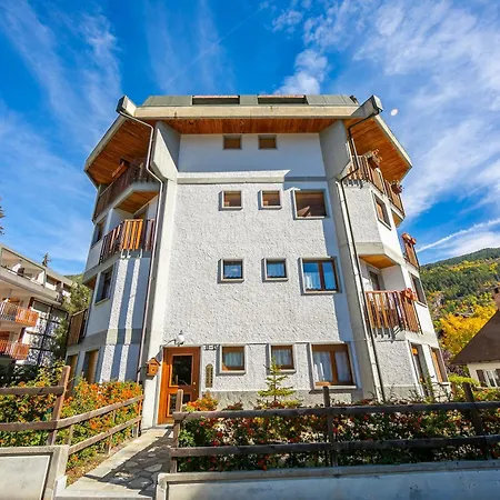 Il Rododendro Center - Happy Apartment Bardonecchia